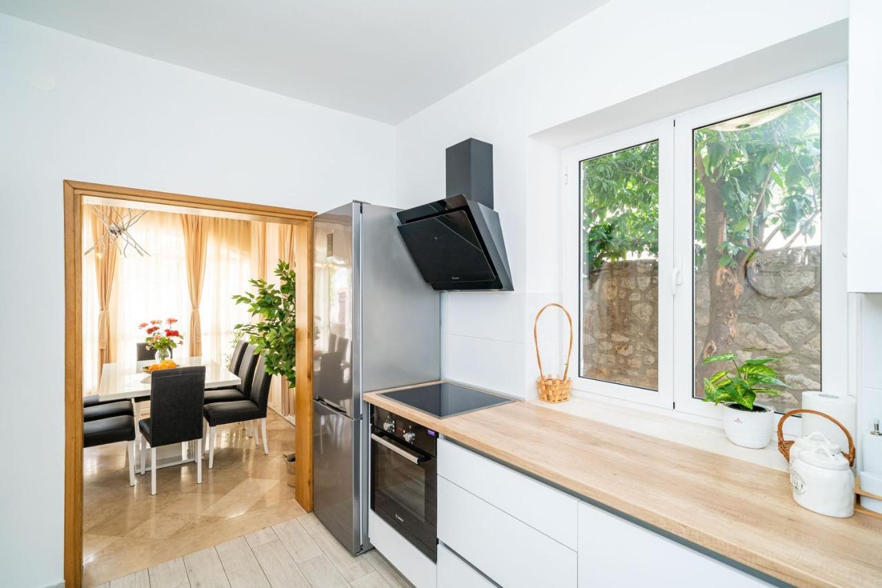 Holiday Home King دوبروفينك المظهر الخارجي الصورة